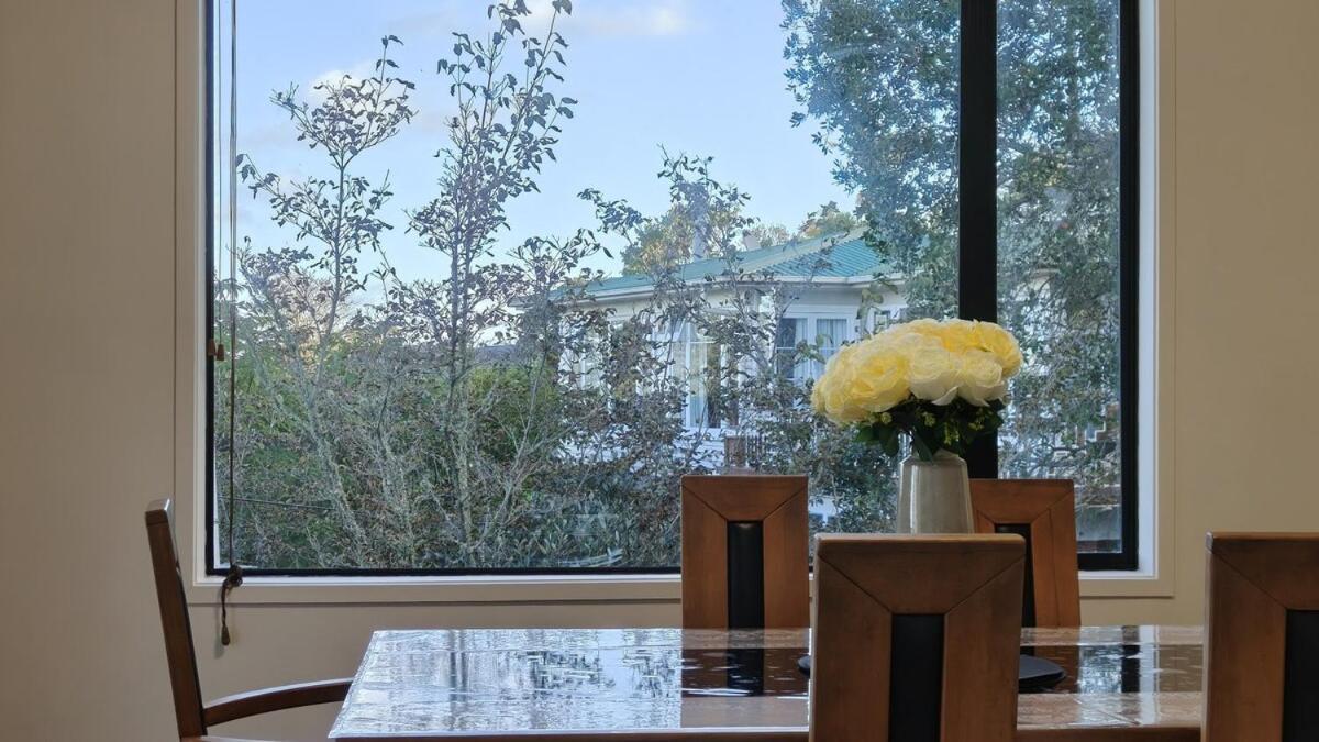 Vila Hidden Oasis In Epsom With Panoramic View Auckland Exteriér fotografie