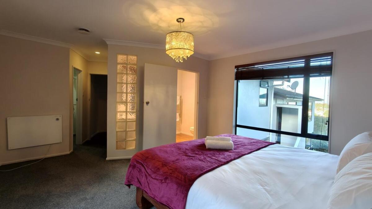 Vila Hidden Oasis In Epsom With Panoramic View Auckland Exteriér fotografie